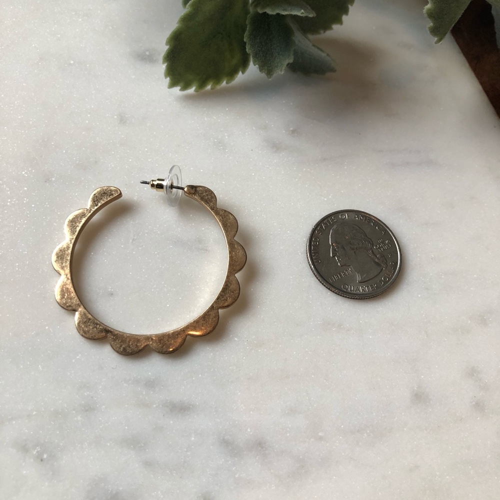 The Paisley - Scalloped Vintage Gold Hoops - Picture 5 of 5